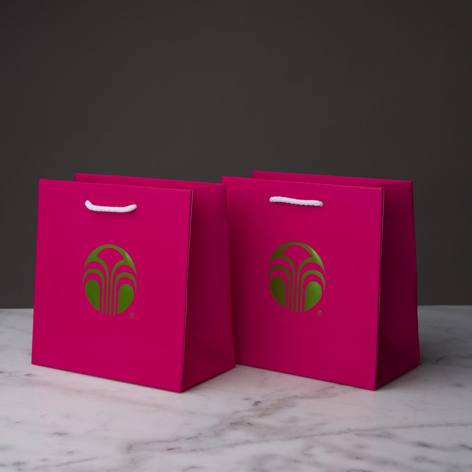 paper-bag-sizes-are-there-standard-sizes-luxury-paper-bags